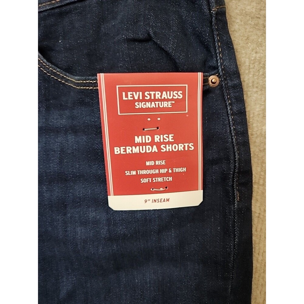 Levi Strauss Signature Bermuda Shorts Womens 16W Blue Dark Wash Cuffed NEW - Picture 5 of 12